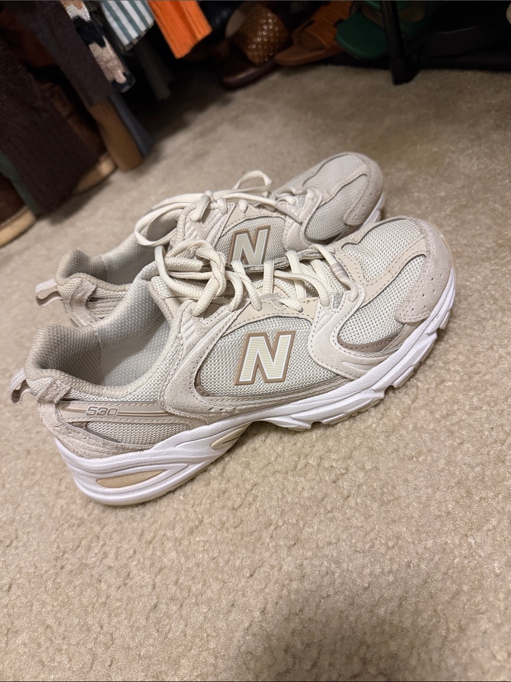 New Balance 530 Sneakers in Beige and White